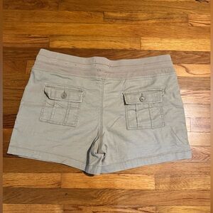 Natural Reflections Taupe Shorts